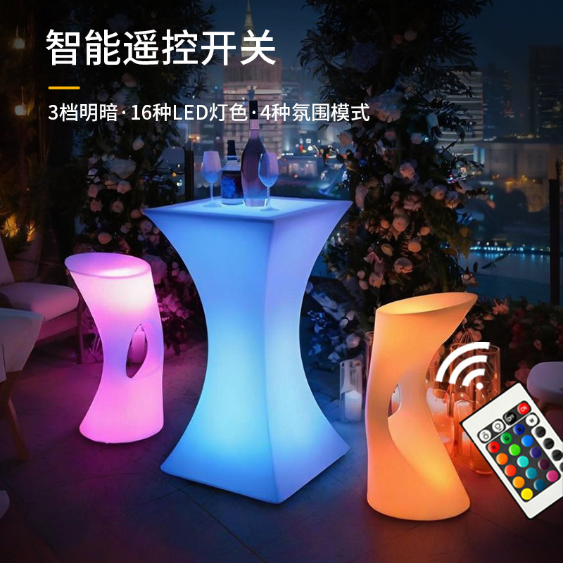 Outdoor Furniture Exhibition - Wasserdichter LED-Leuchttisch mit Fernbedienung, Leuchtende Outdoor-Möbel